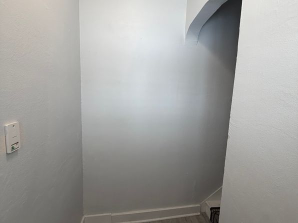 207 S Jefferson St #1