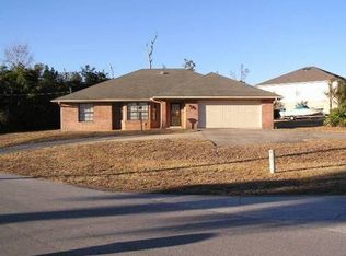 512 Tradewinds Dr, Deltona, FL 32738