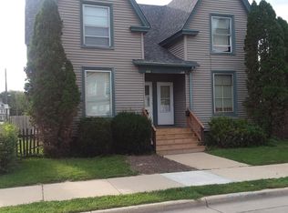 1116 N Memorial Dr, Racine, WI 53404