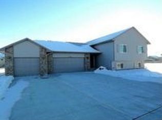 1100 N Poplar Ave, Tea, SD 57064
