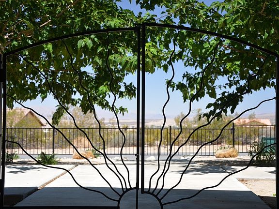 2nd image of 6638 Bermuda Ave