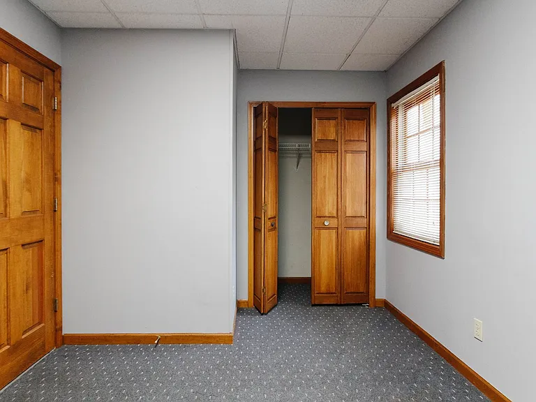Spacious Northside Apartments — Photo 20