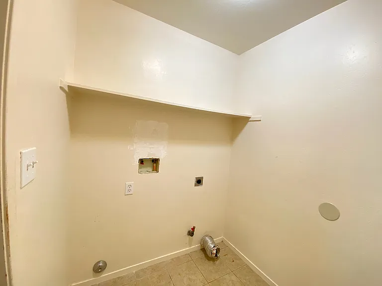 10200 Pyramid Peak Dr — Photo 9