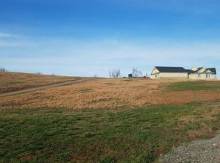 1214 Dakota Dr, Maryville, TN 37801