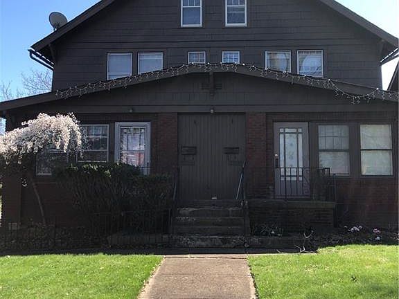2nd image of 2052-2054 E Market St