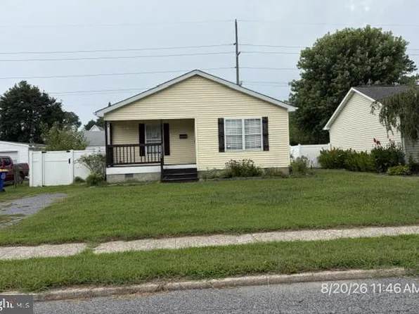 205 Harrington Ave, Harrington, DE 19952