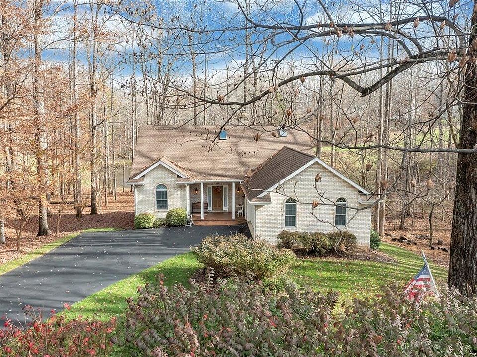 1st image of 34 Larboard Dr