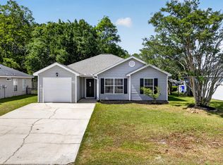 8349 Waltham Rd, North Charleston, SC 29406