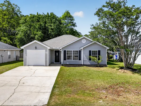 8349 Waltham Rd, North Charleston, SC 29406