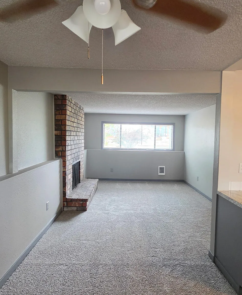 2 bed, 950 sqft, $1,400 — Photo 2