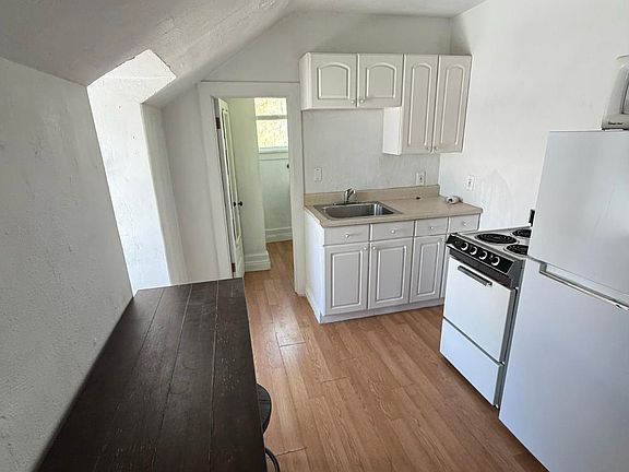 3rd image of 270 N 400 W Suite D