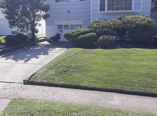 27 Cedar Rd, Dumont, NJ 07628