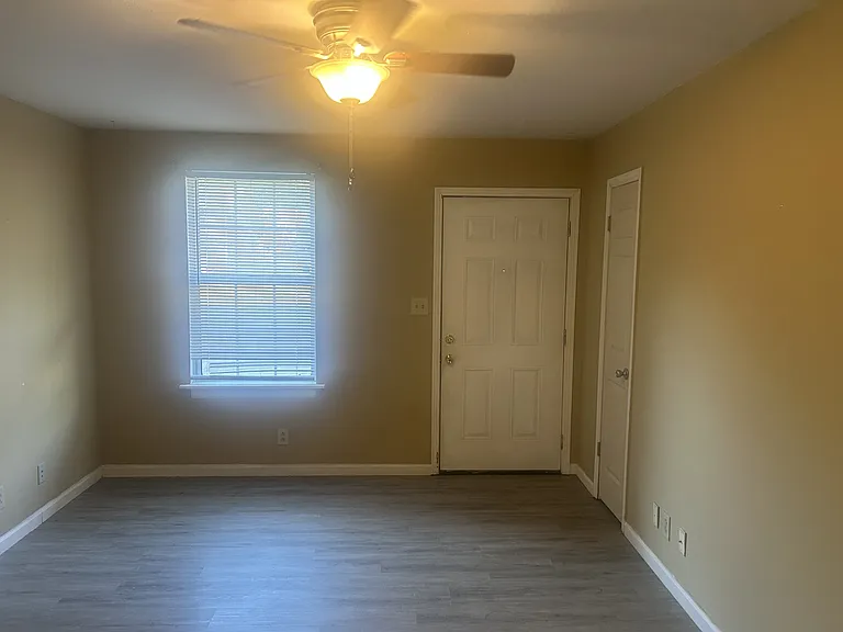 636 R S Bradley Blvd #B — Photo 16