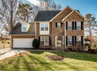 680 Emerson Dr, Mooresville, NC 28115