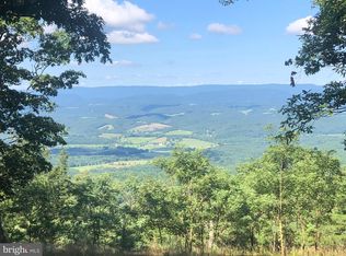 204 Bluffs On The Potomac, Fort Ashby, WV 26719