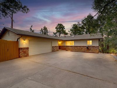 1990 Camino Redondo, Los Alamos, NM, 87544