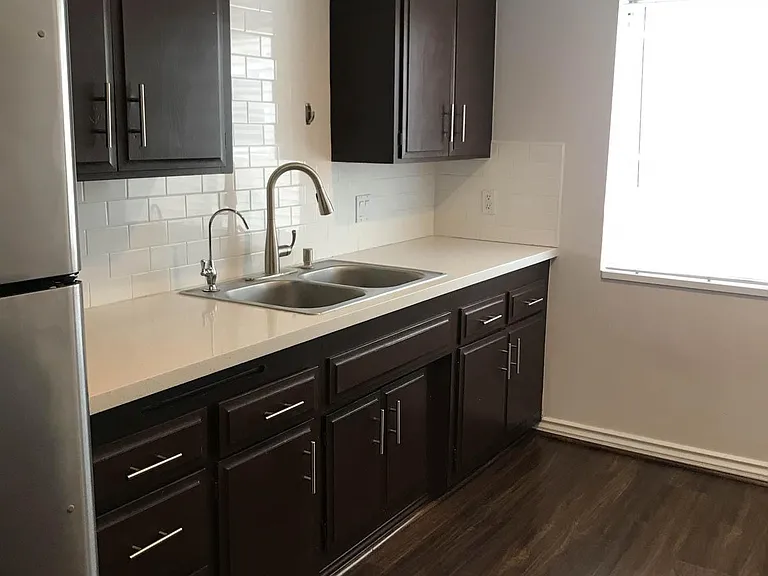 1126 N Central Ave #202 — Photo 30