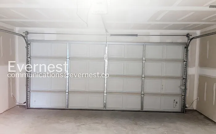 6673 Hollywood Ave — Photo 18
