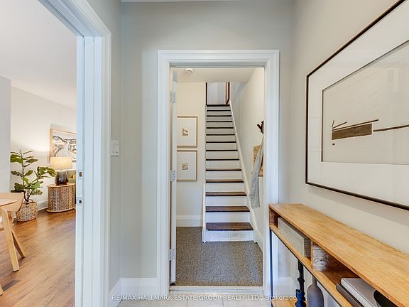 4th image of 105 Lee Ave