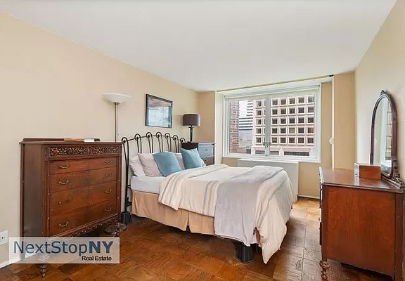 4th image of 245 E 54th St APT 12B