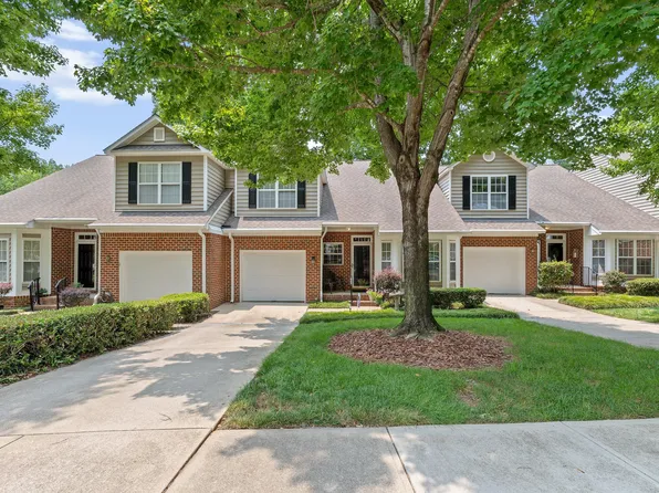 8735 Courage Ct, Raleigh, NC 27615