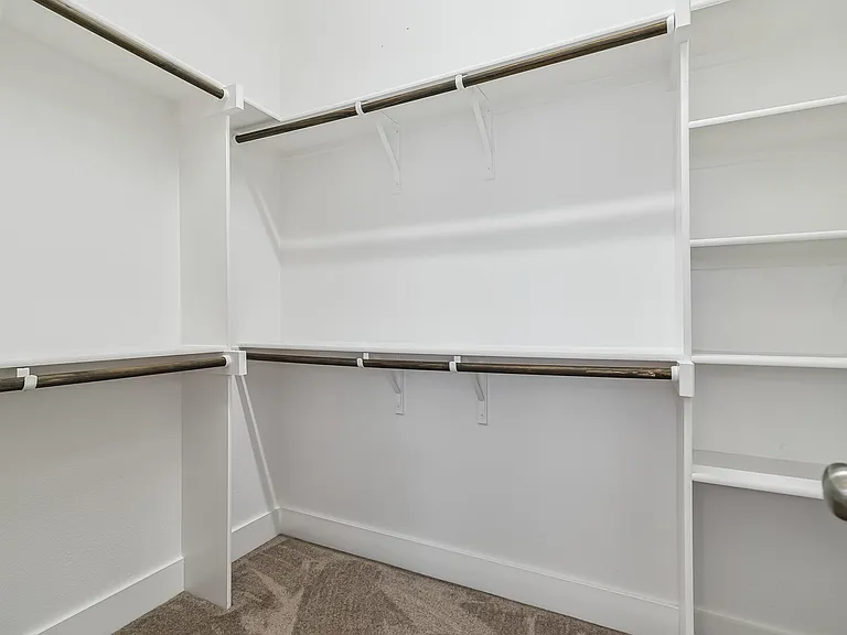 2508 Sanders Ct — Photo 19