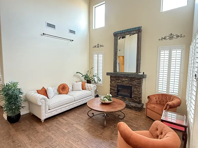 2245 W Clearview Trl — Photo 16