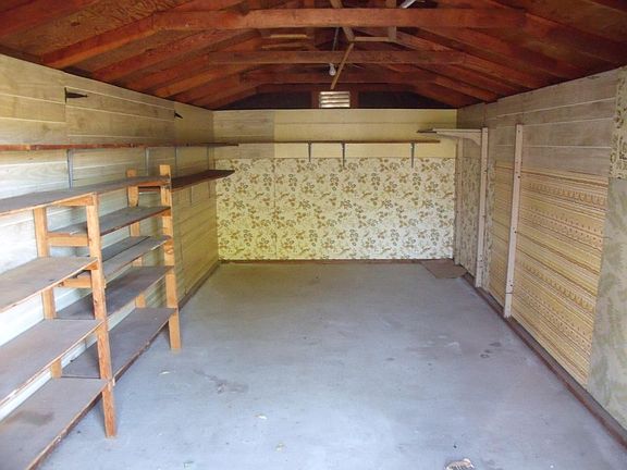 3rd image of 4012 Graystone Ct