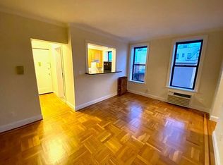 34-26 41st St #4A, Long Island City, NY 11101