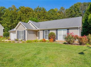 3220 Stacy Ct, Winston Salem, NC 27107