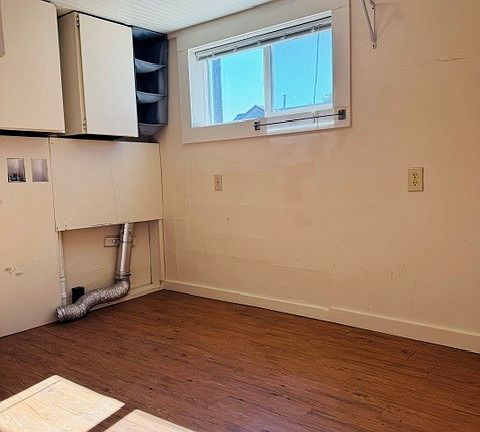 5th image of 1350 Waller St SE #1