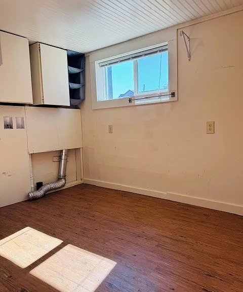 1350 Waller St SE #1 — Photo 5