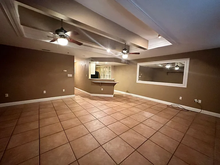 2135 Virginia Ave #8 — Photo 13