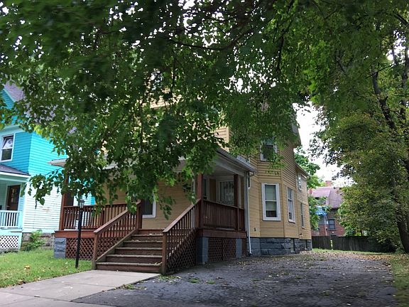 3rd image of 1828 Wymore Ave