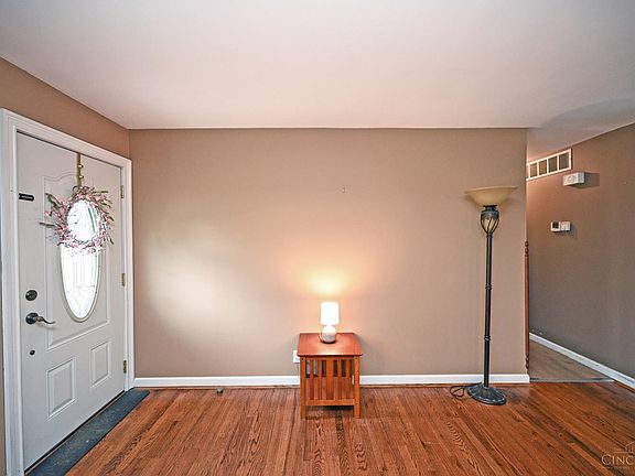 4th image of 8265 Forest Rd