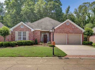 203 E Towne Dr, Brandon, MS 39042