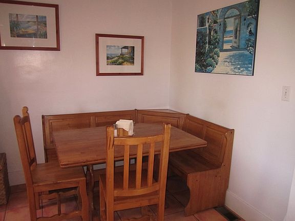 Main house breakfast nook