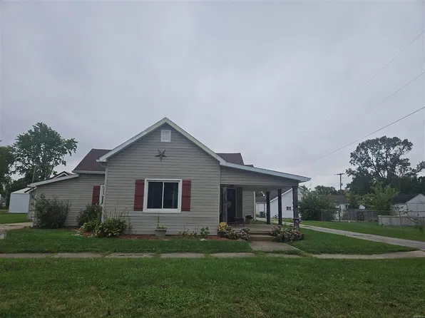 104 N Vine St, Kennard, IN 47351