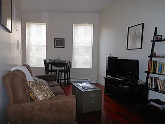 Rented by Urban Ambiance