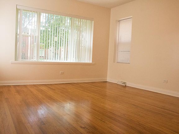5th image of 1735 N Lotus Ave #1