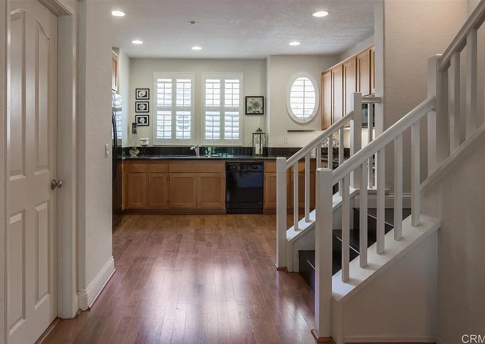 1383 Cattail Ct