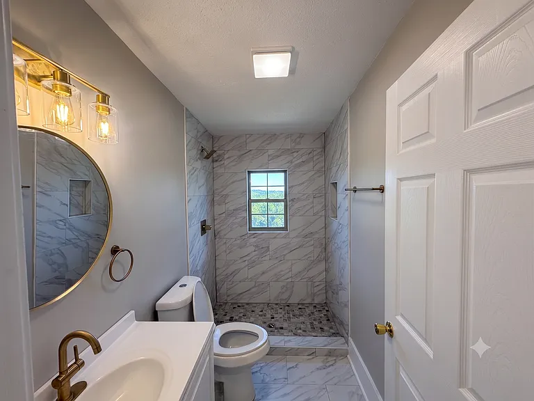 1258 Agnes Pl — Photo 29