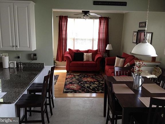 5th image of 622 Emmy Dee Dr