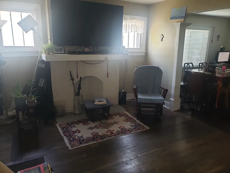 1547 Coventry Rd — Photo 3