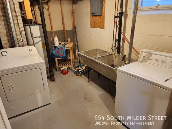 954 Wilder St S, Saint Paul, MN 55116