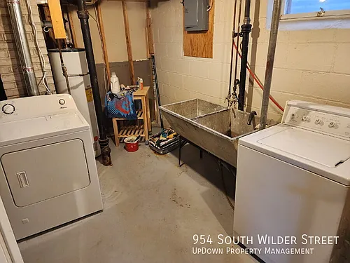 954 Wilder St S Photo 1