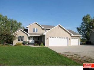 996 E Lone Elm Ave, Oshkosh, WI 54902