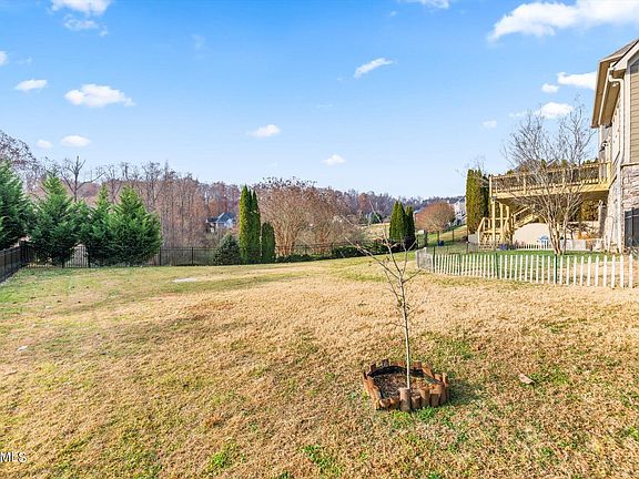 4th image of 10222 Autumn Valley Ln