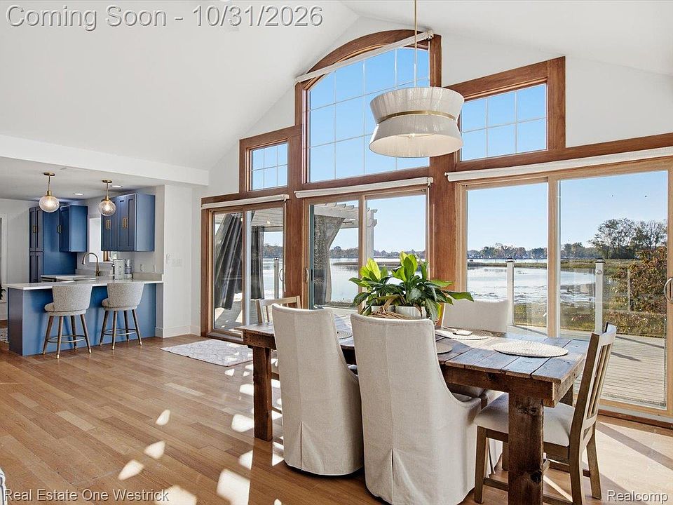 850 Townsend Dr, photo 15