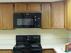 2nd image of 3832 Beaumont Ln